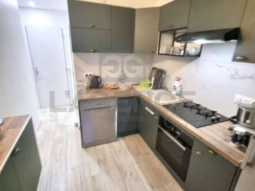 Appartement à vendre 99 000 € 3 pièces 2 chambres 57 m² Étage 2/3 Centre Ville Cluses 74300