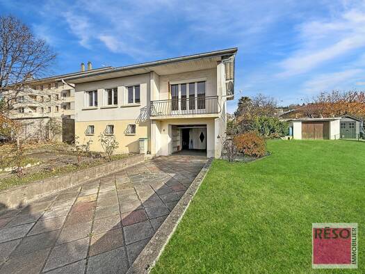 Maison à vendre 419 000 € 4 pièces 3 chambres 109 m² 682 m² de terrain Beulet-Ile de France Annemasse 74100