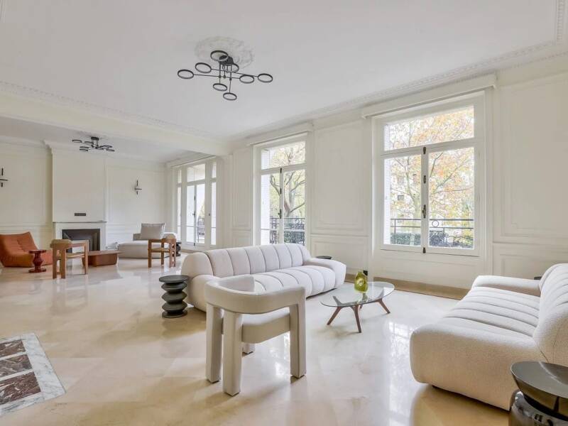 Maison à louer, 350m², PARIS 16E