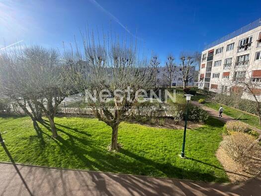 Appartement à vendre 175 000 € 4 pièces 2 chambres 74 m² Étage 1/3 Rue de Gravigny Chilly-Mazarin 91380