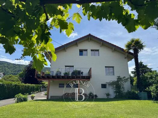 Maison à vendre 750 000 € 7 pièces 4 chambres 136,5 m² 848 m² de terrain Lugrin 74500