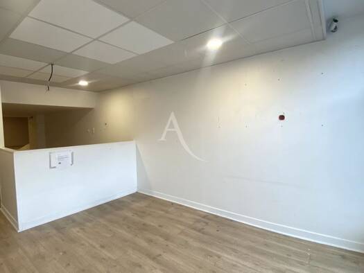 Local commercial à vendre 995 000 € 199 m² de surface de vente Patay-Masséna Paris 13ème arrondissement 75013
