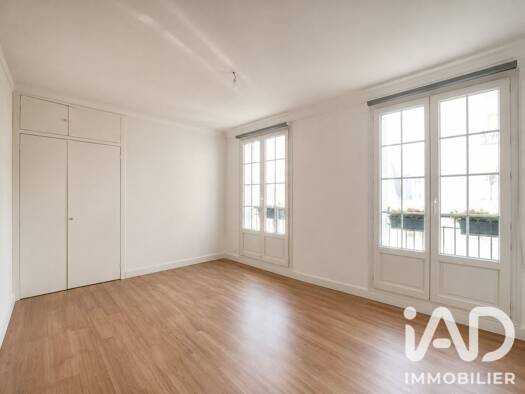 Appartement à vendre 173 500 € 3 pièces 2 chambres 57 m² Étage 1/3 Pont-l'Évêque 14130