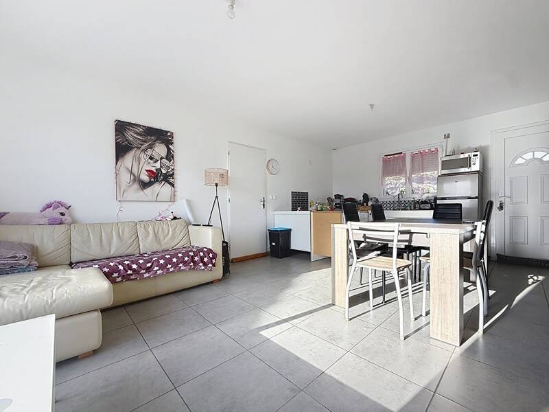 Maison à louer, 73m², MAUBEC