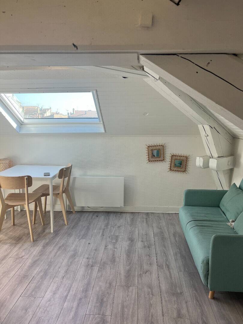 Maison à louer, 13m², VILLEFRANCHE SUR SAONE