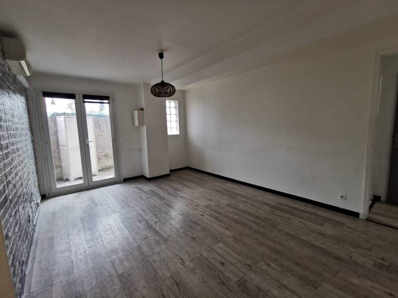 Maison à louer, 58m², SEPTEMES LES VALLONS