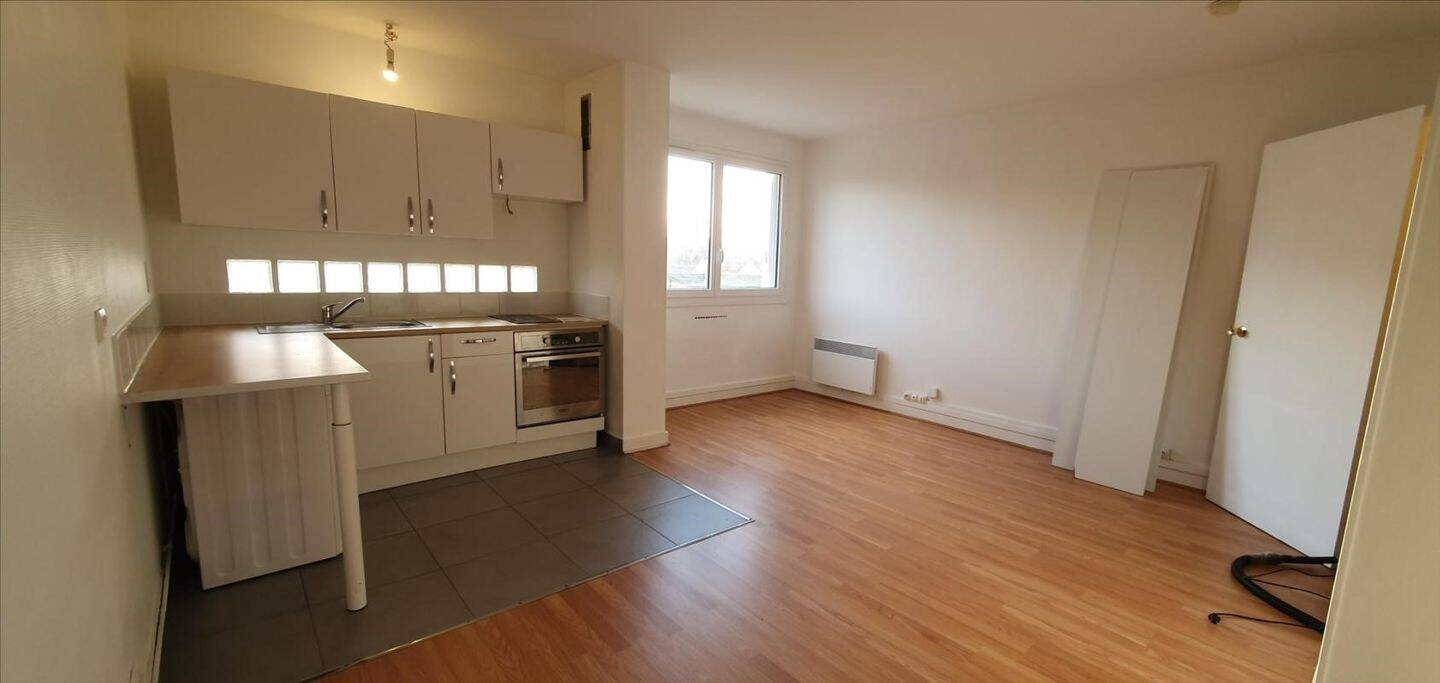 Maison à louer, 27m², NANTERRE