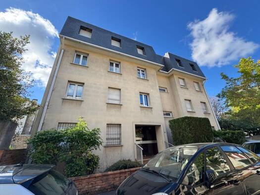 Appartement à vendre 195 000 € 2 pièces 1 chambre 50 m² RDC/3 Le Parc Aulnay-sous-Bois 93600