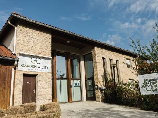 Appartement à louer 1 500 € 3 pièces 2 chambres 60 m² RDC/1 Marcy-l'Étoile 69280