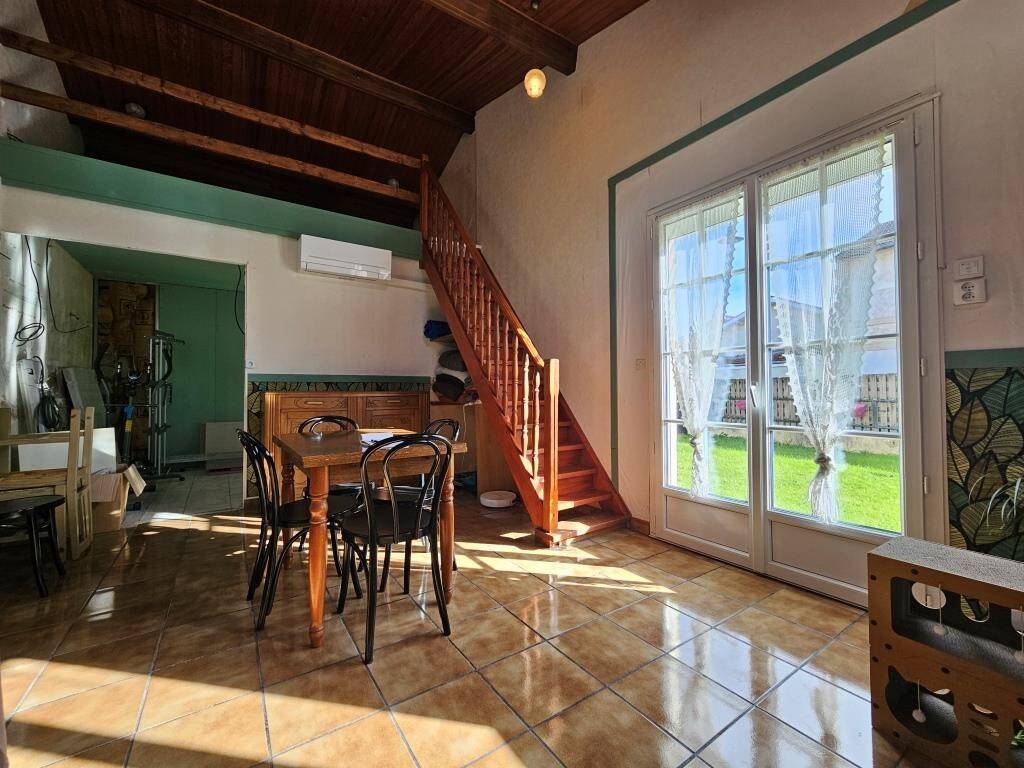 Maison à vendre, 112m², SAINT YZAN DE SOUDIAC
