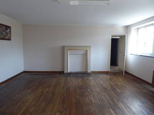 Maison à vendre 106 000 € 4 pièces 3 chambres 109 m² 940 m² de terrain Pleugueneuc 35720