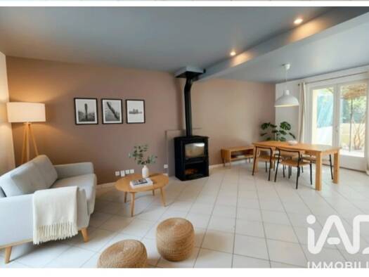 Maison à vendre 270 000 € 4 pièces 3 chambres 83 m² 50 m² de terrain Bras 83149