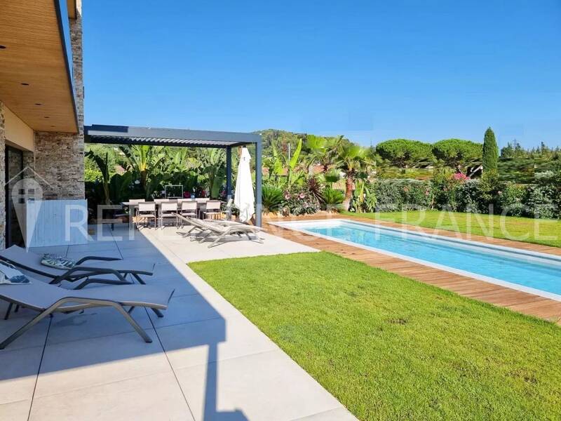 Maison à louer, 170m², MOUGINS