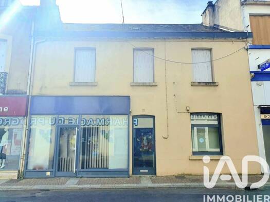 Immeuble à vendre 158 000 € 195 m² Sud Saint-Yrieix-la-Perche 87500