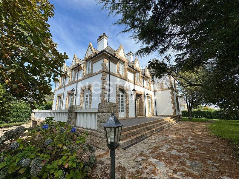 Maison à vendre, 259m², PLUMELIAU