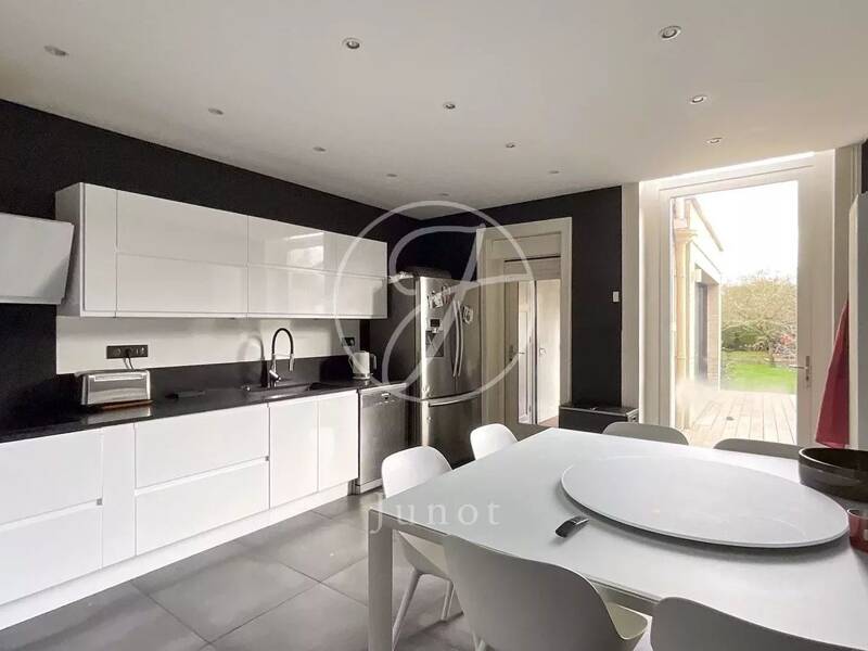 Maison à vendre, 375m², CROIX