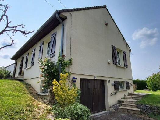 Maison à vendre 185 000 € 4 pièces 3 chambres 75 m² 1 087 m² de terrain Sourdun 77171