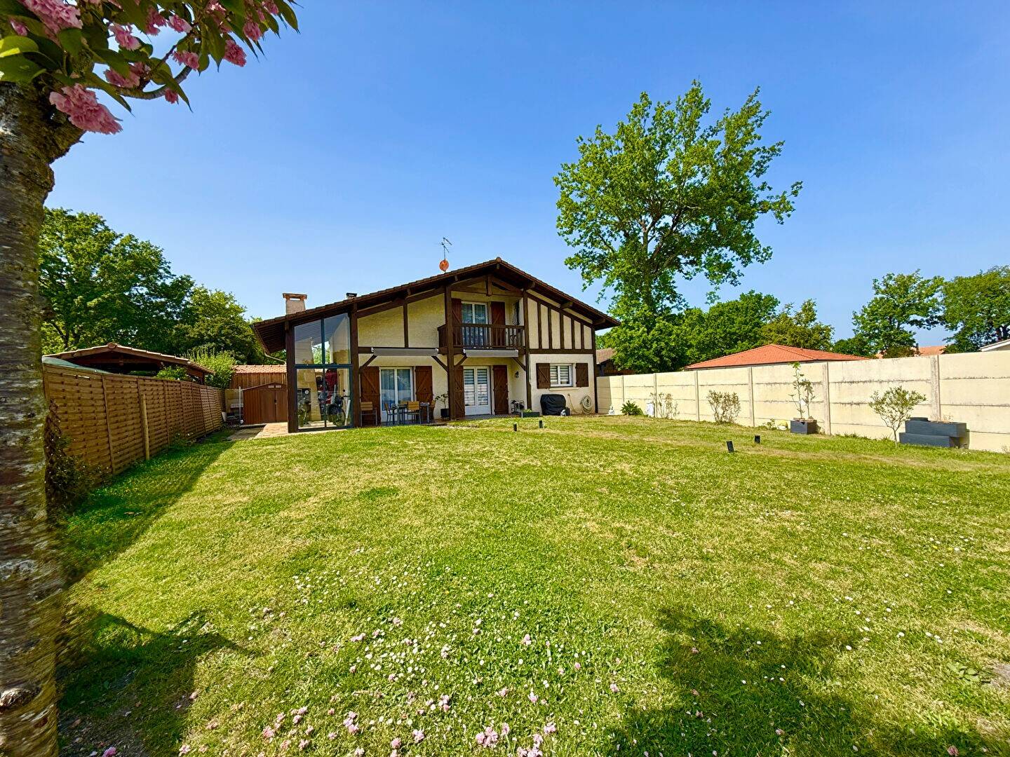 Maison à vendre, 129m², GUJAN MESTRAS