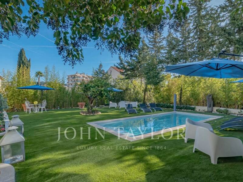 Maison à vendre, 276m², LE CANNET