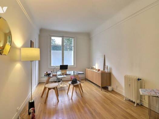 Local commercial à vendre 2 520 000 € Paris 7ème arrondissement 75007