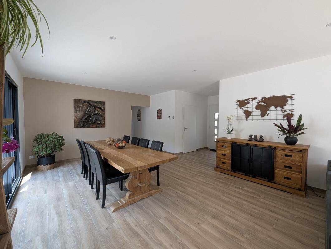 Maison à vendre, 131m², LES MATHES