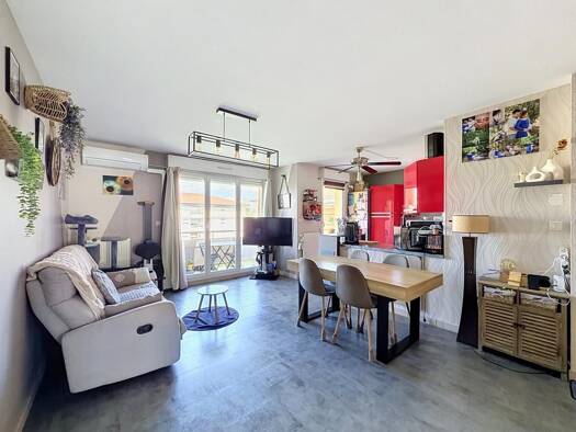 Appartement à vendre 179 900 € 3 pièces 2 chambres 63 m² Étage 2/3 Les Arboras Grigny-sur-Rhône 69520