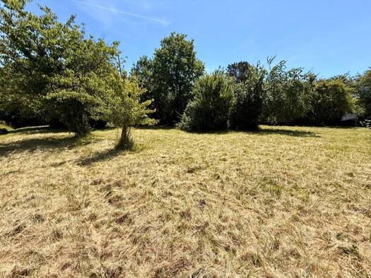 Terrain constructible à vendre 42 000 € 1 000 m² de terrain Vieux Bergerac Bergerac 24100