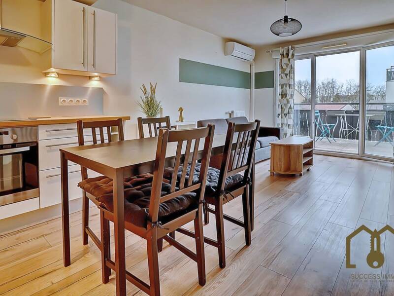 Maison à louer, 40m², VAULX EN VELIN