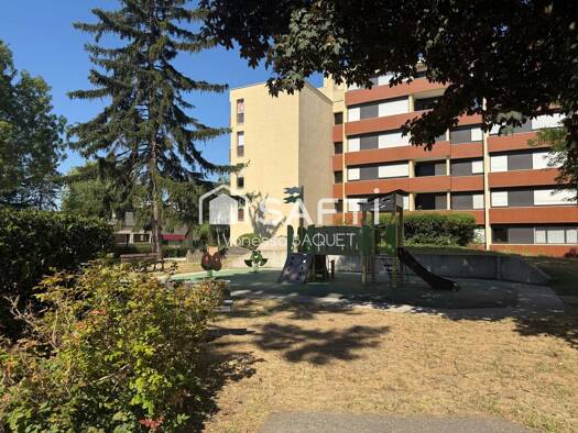 Appartement à vendre 230 000 € 4 pièces 2 chambres 79 m² 3ème étage Les Terres de la Ferme Le Plessis-Bouchard 95130