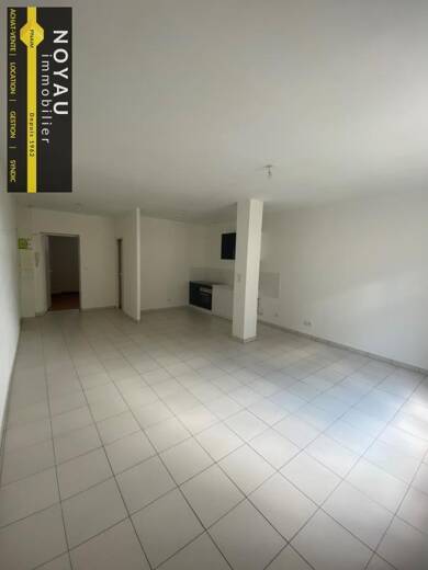 Appartement à louer 575 € 2 pièces 1 chambre 53 m² Alencon 61000