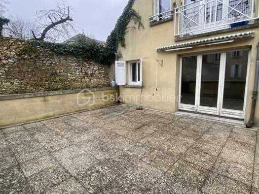Appartement à vendre 155 000 € 3 pièces 2 chambres 63 m² RDC Centre Ville Étampes 91150