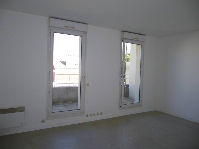 Maison à louer, 57m², SAINT MAUR DES FOSSES