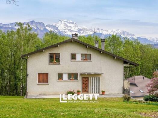 Maison à vendre 1 470 000 € 11 pièces 8 chambres 220 m² 8 400 m² de terrain Peripherie Poisy 74330