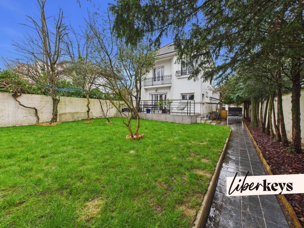 Maison à vendre, 160m², SAINT MAUR DES FOSSES