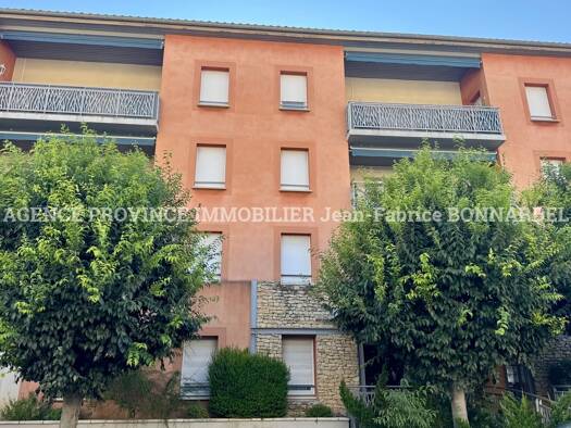 Appartement à vendre 195 000 € 3 pièces 2 chambres 67,9 m² RDC/4 Peripherie Nord Est Sud Est Nyons 26110