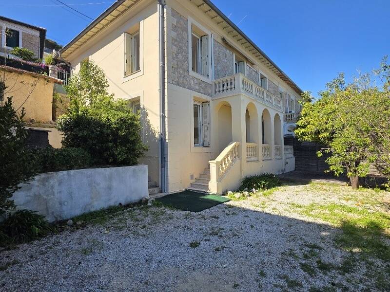Maison à louer, 161m², NICE