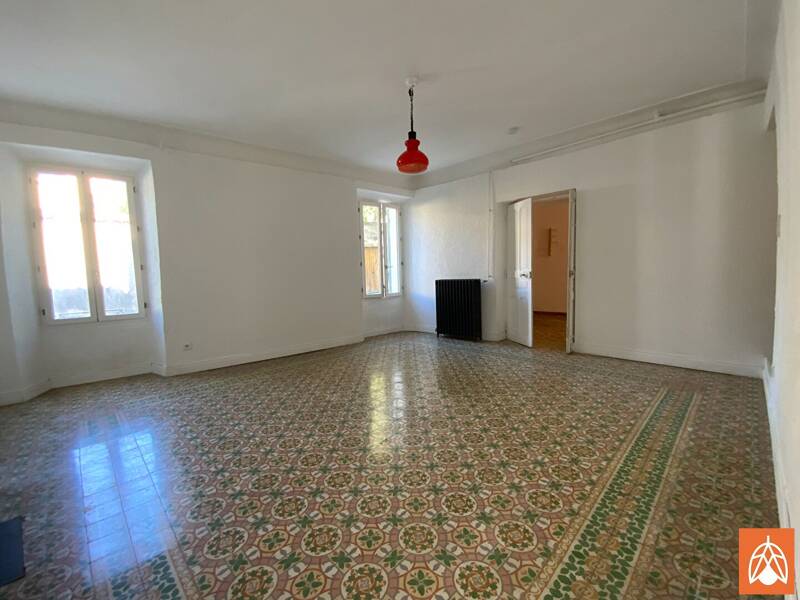 Maison à louer, 150m², LA ROQUE D'ANTHERON