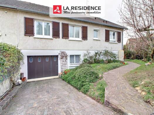 Maison de plain-pied à vendre 379 000 € 5 pièces 3 chambres 132 m² 436 m² de terrain Sud Menucourt 95180