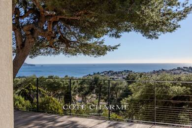 Maison de plain-pied à vendre 1 795 000 € 7 pièces 5 chambres 205 m² 1 600 m² de terrain Hauteurs de Carqueiranne Carqueiranne 83320