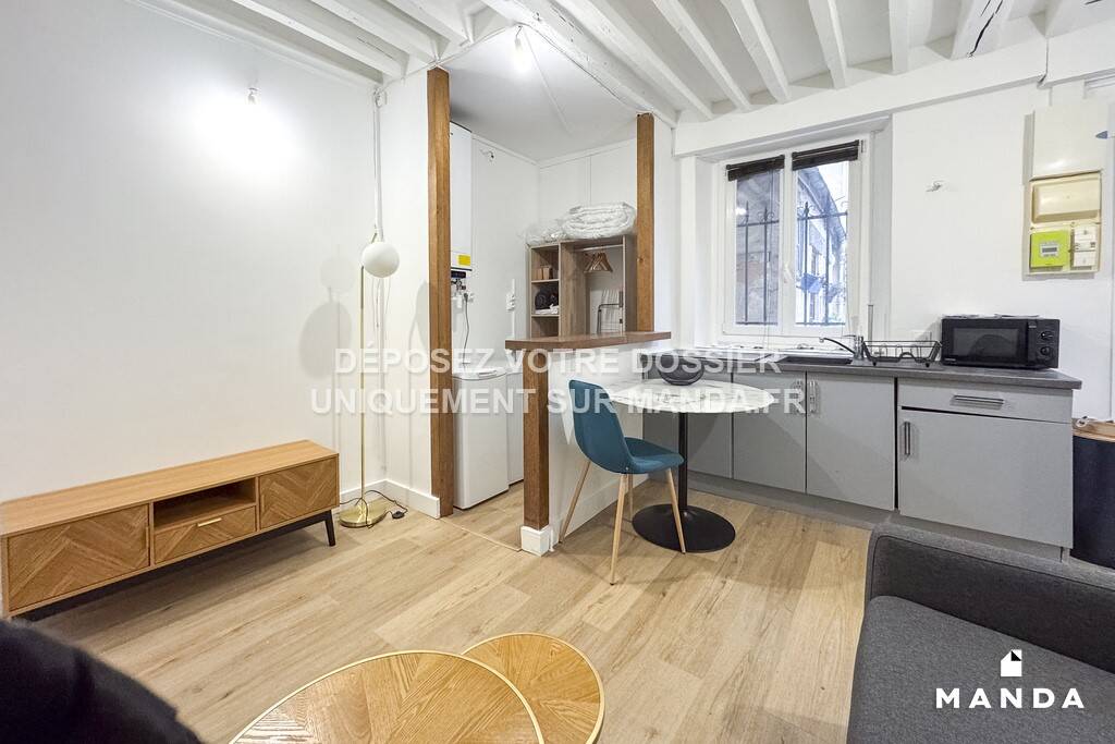 Maison à louer, 19m², VERSAILLES