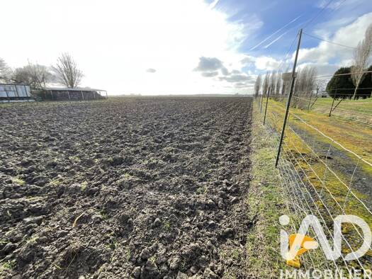 Terrain constructible à vendre 80 000 € 902 m² de terrain Cuvillers 59268