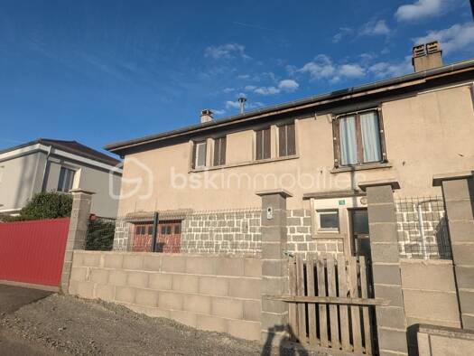 Maison à vendre 110 000 € 4 pièces 3 chambres 69 m² 318 m² de terrain Rozier-en-Donzy 42810
