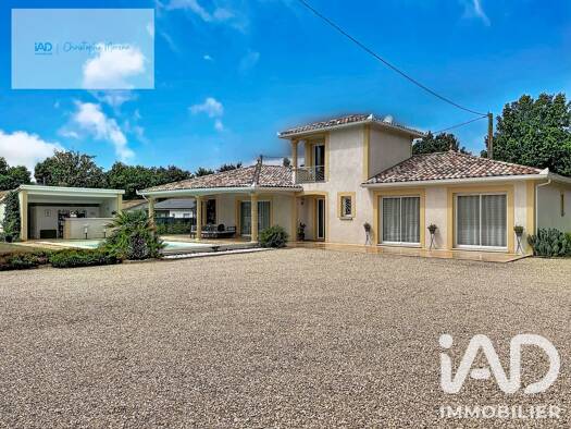 Maison de plain-pied à vendre 395 000 € 6 pièces 4 chambres 156 m² 3 287 m² de terrain Orgueil 82370