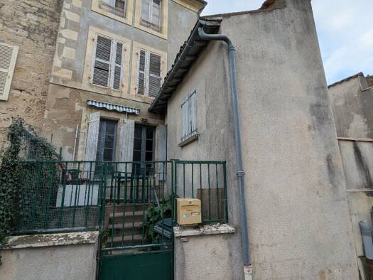 Immeuble à vendre 59 400 € 43 m² Centre Ville Saint-Maixent-l'École 79400