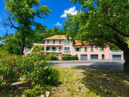 Immeuble à vendre 699 000 € 800 m² Saint Auban Château-Arnoux-Saint-Auban 04160