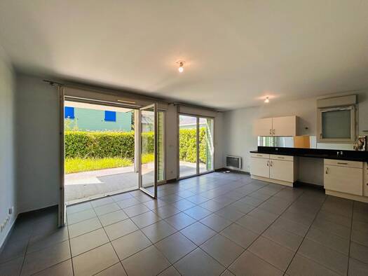 Appartement à vendre 285 000 € 4 pièces 3 chambres 73,92 m² RDC Méry 73420
