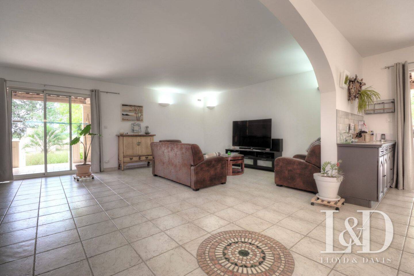 Maison à vendre, 239m², SAINT QUENTIN LA POTERIE