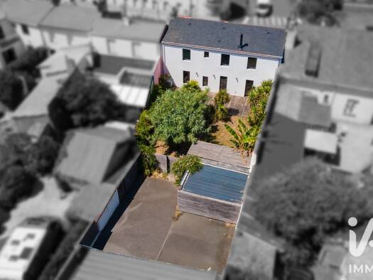 Maison de ville à vendre 539 000 € 6 pièces 3 chambres 161 m² 506 m² de terrain Le Centre Bouaye 44830