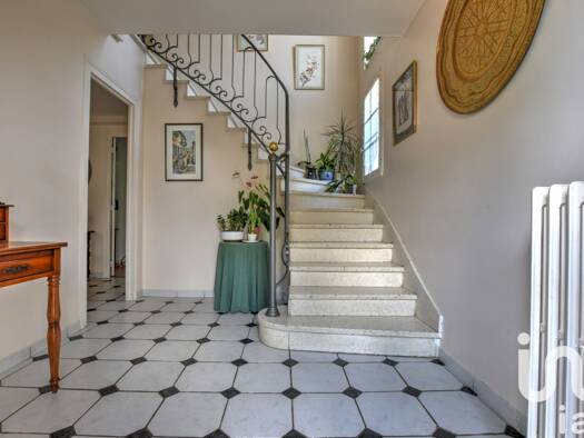 Maison de ville à vendre 499 000 € 10 pièces 8 chambres 277 m² 1 694 m² de terrain Les Vignes-Soudanas Panazol 87350