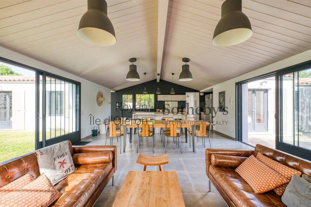 Maison à vendre, 159m², SAINT GEORGES D'OLERON